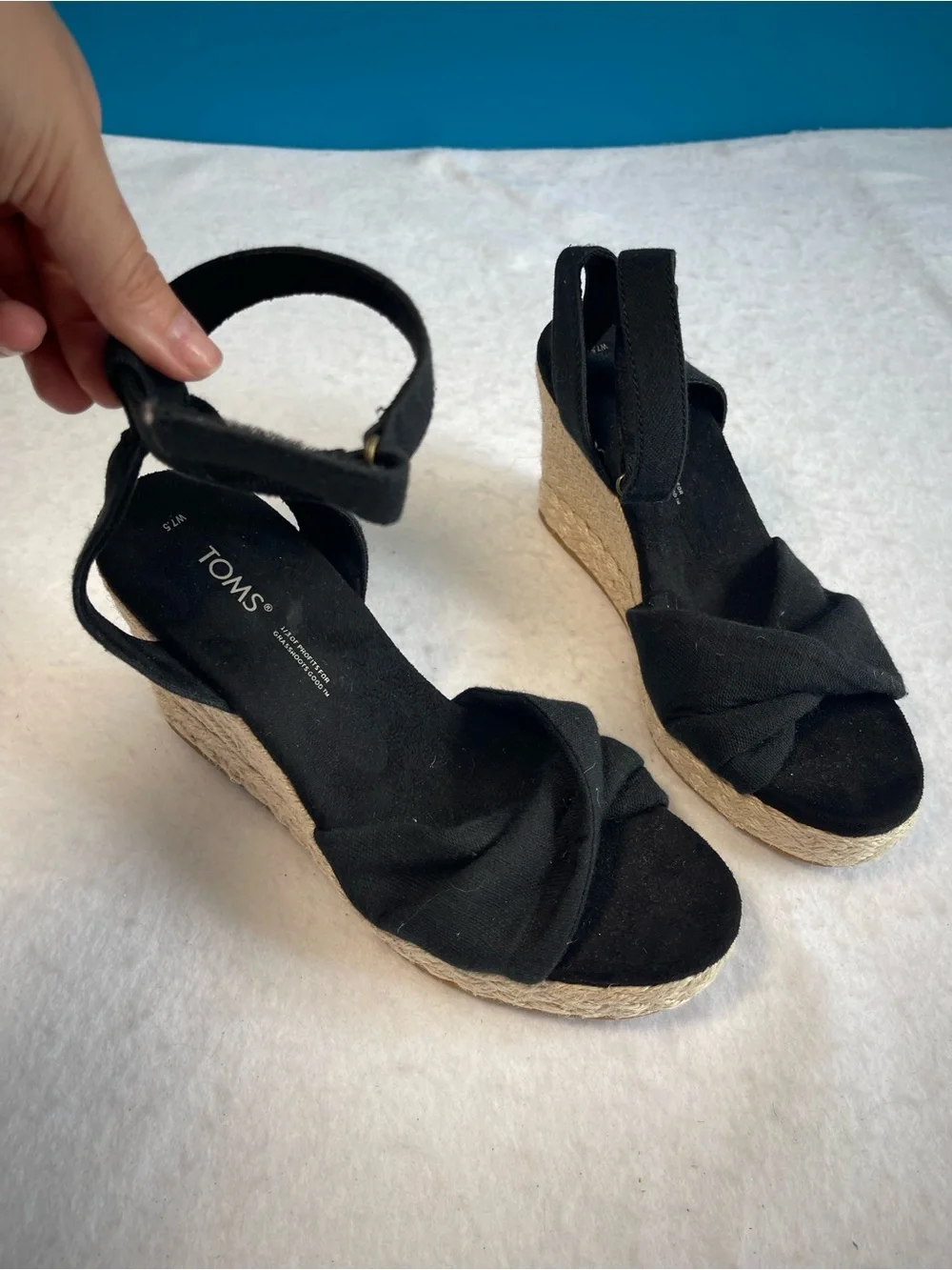 TOMS Black Canvas Espadrille Wedge Sandals Ankle Strap Women’s 7.5